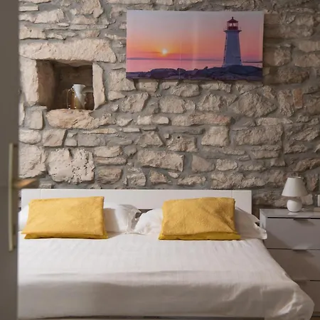 Holiday home Lovely In Ruzici With Outdoor Swimming Pool