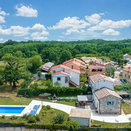 3 Bedroom Amazing In Ruzici (Sveta Nedelja)